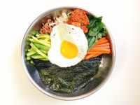 푸짐한 양푼비빔밥 만들기 경기미 가와지 1호랑 비벼요 :) ﻿푸짐한 양푼비빔밥 만들기 경기미 가와지 1호랑 비벼요 :)