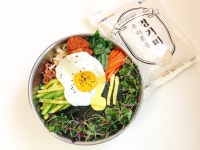 푸짐한 양푼비빔밥 만들기 경기미 가와지 1호랑 비벼요 :) ﻿푸짐한 양푼비빔밥 만들기 경기미 가와지 1호랑 비벼요 :)