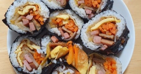 자취생이 만들어본 김밥, 첫 도전!