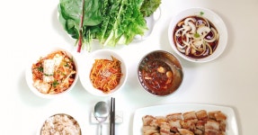 삼겹살로 푸짐한 저녁식사 하기 오뚜기 멜젓소스와 함께 먹어요 :) 삼겹살로 푸짐한 저녁식사 하기 오뚜기 멜젓소스와 함께 먹어요 :) 