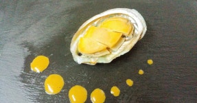 전복술찜(무시아와비)와 전복내장소스(게우소스)