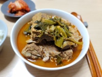 깊고 맛있는 시래기등뼈감자탕 쉽게 끓이기 깊고 맛있는 시래기등뼈감자탕 쉽게 끓이기 