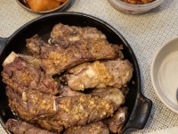 집에서 간단하게 만드는 돼지등갈비 오븐구이 집에서 간단하게 만드는 돼지등갈비 오븐구이 