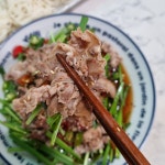 오리고기 활용 쉽고 간단한 오리부추샐러드 만들기 오리고기 활용 쉽고 간단한 오리부추샐러드 만들기