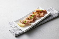 고소한 볶음밥과 삼겹살을 한번에, 베이컨 삼겹초밥