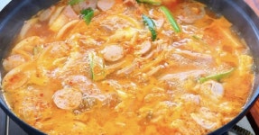 실패없이 간단하게 만드는 부대찌개레시피/ 놀부부대찌개맛 완벽히 따라잡기!