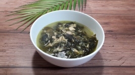 간단 국~ 참치 미역국