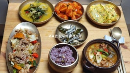 주말 밥상, 김치찌개와 대패삼겹살 채소볶음