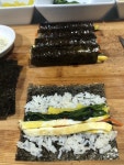 자꾸 손이가는~꼬마김밥;연말 홈파티 메뉴 추천