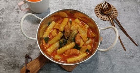 간식으로~ 떡볶이