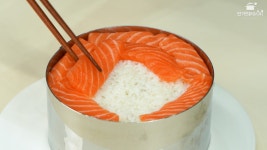 제철 회로 만든 초밥케이크