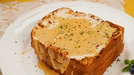 단짠단짠 치즈갈릭브레드