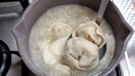 명절요리 직접 빛은 손만두로 맛있는 떡만두국