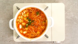 보들보들 칼칼한 순두부찌개