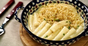 [TV 요리] 맛보장 확실! 사리곰탕라면으로 만드는 어남선생의 하얀라볶이