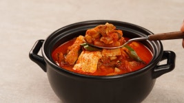 [만개백과] EP. 49 한국인이 사랑하는 돼지고기 김치찌개