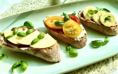 간단한 브런치 ~과일 오픈 샌드위치 만드는법