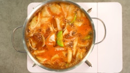 크으 소리 절로 나오는 따뜻한데 시원한(?) 얼큰낙지수제비