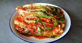 입맛살리는 여름김치 끝내주게 맛있는 상추김치 만들어보세요