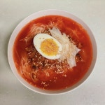 냉면육수를 활용한 초간단 김치말이국수 레시피