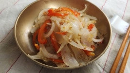 친정엄마 생각나는 초간단 요리, 달달한 양파볶음