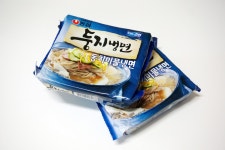농심 둥지냉면으로 새콤달콤 닭가슴살무침 초계냉면 냉면양념장 활용 남은치킨요리