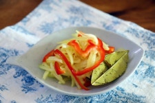 필리핀의 대표적인 피클 그린파파야 피클 아차라 만들어 보세요.