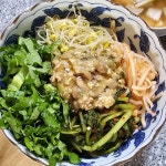 고향집 툇마루에 둘러앉아 먹던 청국장 비빔밥