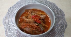 등갈비 김치찌개