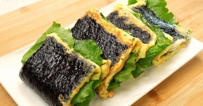 김밥 세상 첨보는 신박한 방법으로 반접어 먹는 김밥 ‼️