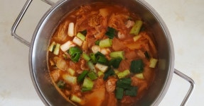 흑돼지김치찌개 흑돼지김치찌개 