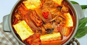 돼지고기 김치찌개 끓이는법