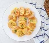 분홍소세지전 만들기 추억의 반찬 분홍소시지전 레시피