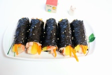 꼬마김밥 만들기 / 미니 김밥 재료 당근 햄 맛살 단무지