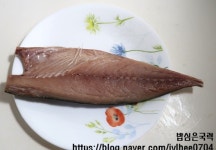 생선구이집 비법! 소주와 식초 분무로 비린내 없이 바삭하게 고등어 굽는 꿀팁