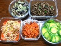 반찬이 너무 없어서 냉장고를 털었네요.. ㅎ 비오는 저녁 모두 맛저하세요~~~^^ 