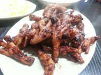 어제는 친한동생과 매운닭발!! 맛집으로 유명한 오빠포차~ 첨 가봣는데 사장님이 정겹게 서비스도 많이 주시고 어제도 또 달렸네요~^^ 