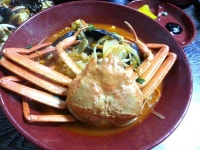 남자친구랑 백년손님에 나왔던 후포리홍게짬뽕먹었어요 주인께서 홍게도 살발라주시고 후포리지역 소주도먹고 밤하늘에별이 예뻐서 찍었는데... 