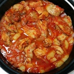 처음으로 해먹은 닭볶음탕... 28년살면서 처음 닭손질하다 내가 죽을뻔ㅋㅋㅋㅋ 남은건 또 재탕해서먹어야겠어욥..ㅋ 