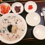 뜨끈뜨끈한 죽이먹고싶어서 본죽왔어요~ 저녁으로먹네요☺ 만레여러분도 맛저하세요~^^ 