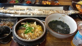 마지막날 운정이네 오분자기돌솥먹고 어제 부산도착했어요 올... 아직 약 끊은 상황은 아니지만 이대로 쭉 이어지길요 또 제주도 여행가고프네요 