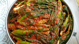 갓 김치담고 만두라면끓여묵꼬~~~~찜방으로 고고 