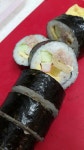 참치김밥맛이ㅋㅋㅋ 김밥싸다 깻잎 빼먹고싼거 단무지 빼먹고 싼거ㅋㅋ 아들덕분에 정신없이 ..싸느라😂😂😂 어제 솔이가 엄마 힘들다고 빨래... 