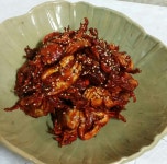 너무 더운날이었죠~ 조금만 움직여두 땀이 삐질삐질~~😂😂 점심에 먹은 촌아짐표 코다리찜~ 어두육미라고 대가리는 무넣고 찌개 끓이고~ 엊저녁... 