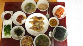 전복삼영양밥에 곰탕.황돔구이.굴무침.부지갱이나물.두릅등등 열심히 일하고 올라오신...😍맛나게 드시길.. 기분좋은 주말되세용 