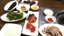 광시시장가서 소고기 배터지게 먹었어용~~~^^ 육즙이 끝내주세요 