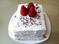 시간이 없어서 이제야 들어와 봤네요...ㅋㅋ 일욜 아침은 케잌, 점심은 대패삼겹살 콩나물 불고기, 저녁은 사골육수 부대찌개, 피꼬막이 식감도... 