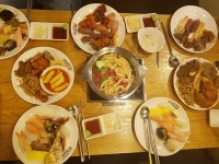 첫번째 두번째는 김천에 유명한 호박집이에영 이집 육개장이 1만2천원인가 비싼걸로알고있어요 육개장치곤 비싼만큼 왜맛집인지알겠더라구용... 