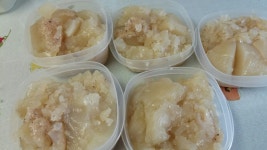 #콜라캔이 듬북 닭발육수# 닭발을 월계수잎 마늘 파 양파... 냉동보관했다가 닭백숙 칼국수육수롯쓰고 각종음식에 육수로 사용하면 좋습니다 