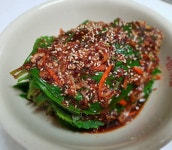 토요아침~♥ 아침부터 설겆이4번이나😭 주말이니 각자들 먹어요ㅋ남편 낚시간고해서 도시락싸주고 아침에 깻잎김치랑 고구마줄기 또... 